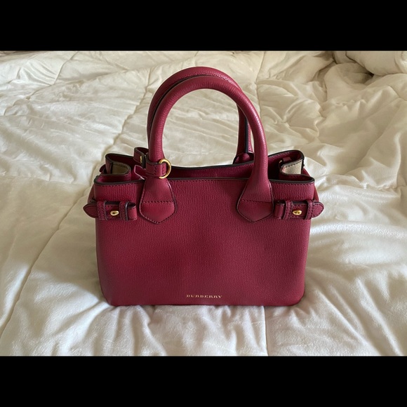 Burberry handbag and wallet - Picture 2 of 8